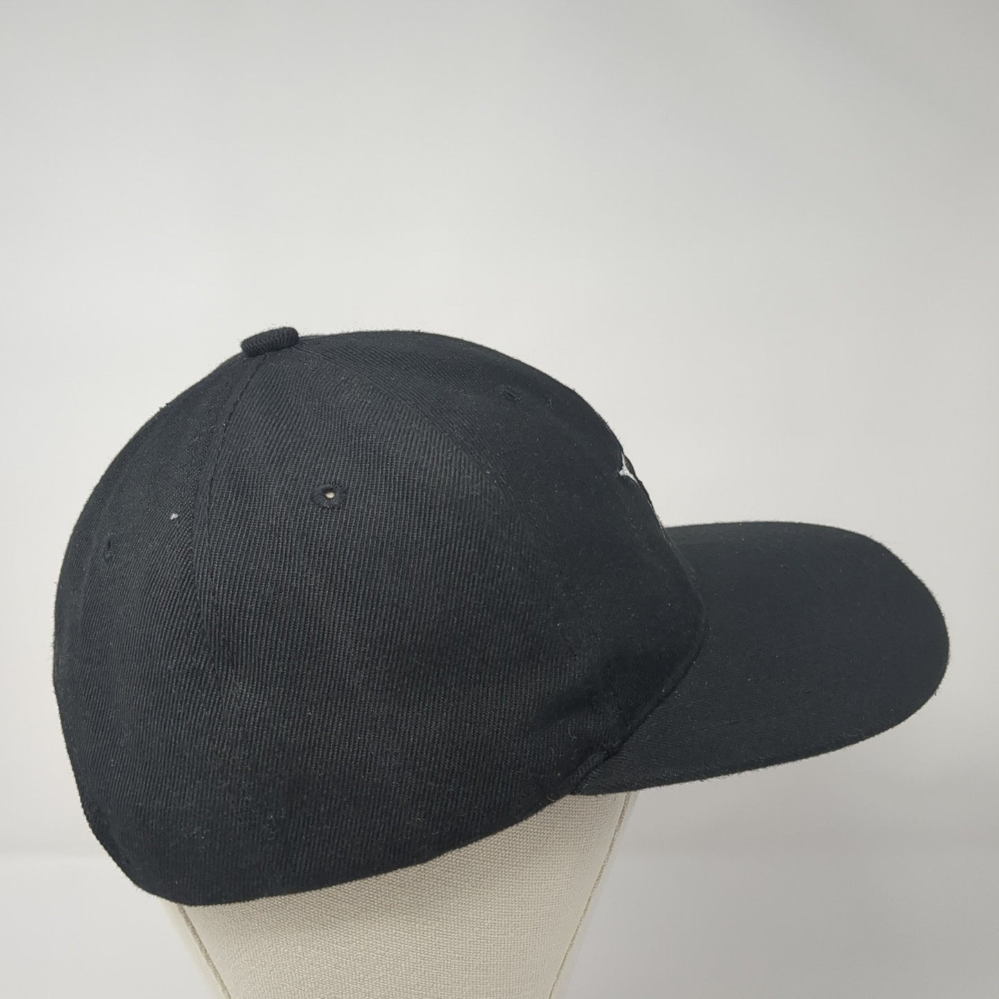 Star Snapback Hat Black One Size Adjustable Embroidered Logo 6 Panel