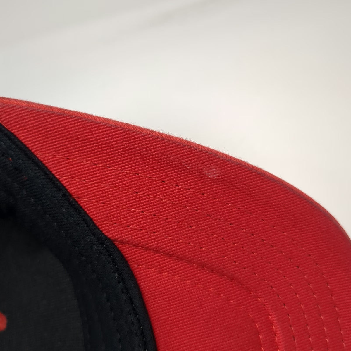 Nike Ohio State Buckeyes NCAA Red Cap One Size Mesh Dri-FIT Classic99 Stitch Hat
