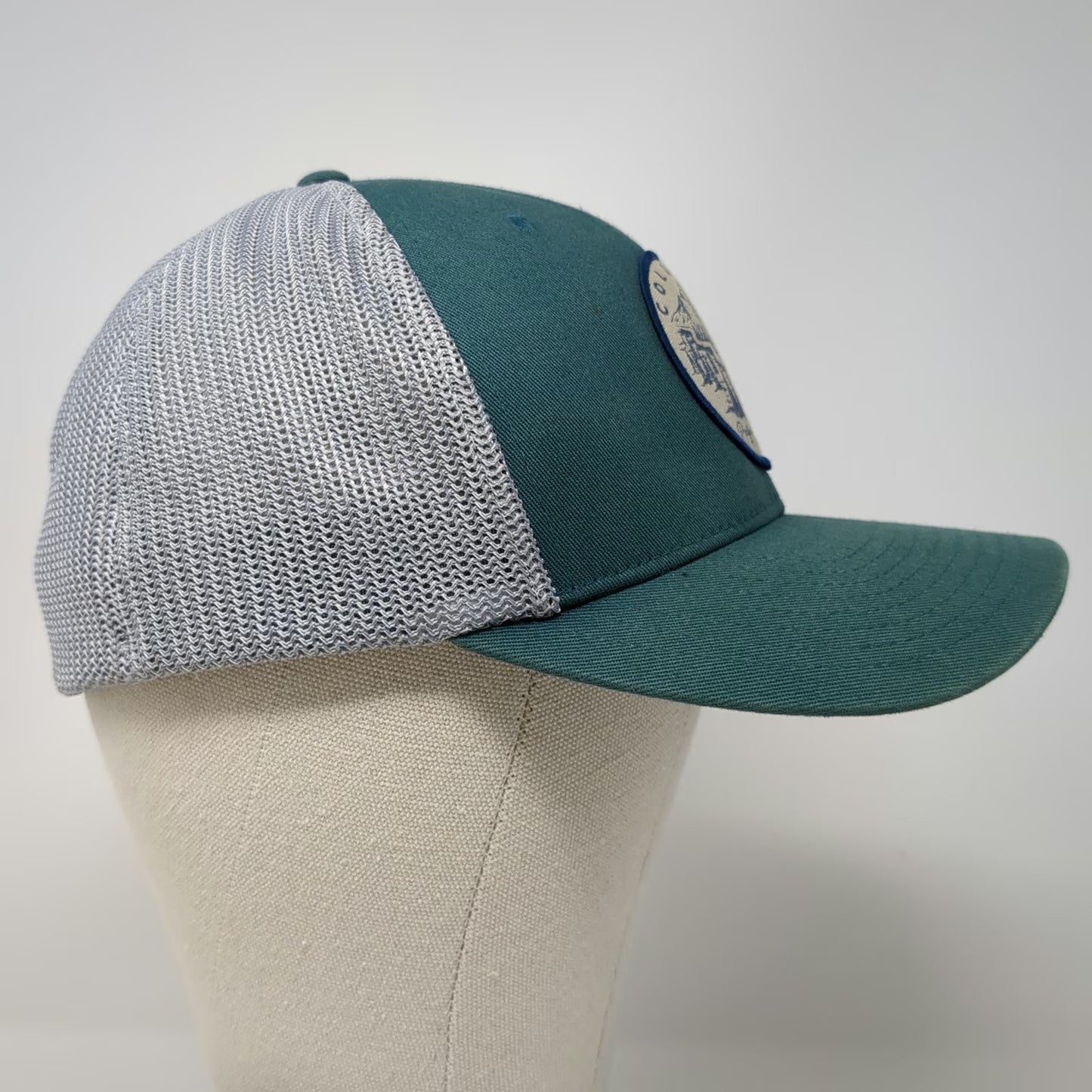 Columbia Baseball Cap Green XL Fitted Mesh Pacific Northwest Mountain Hat