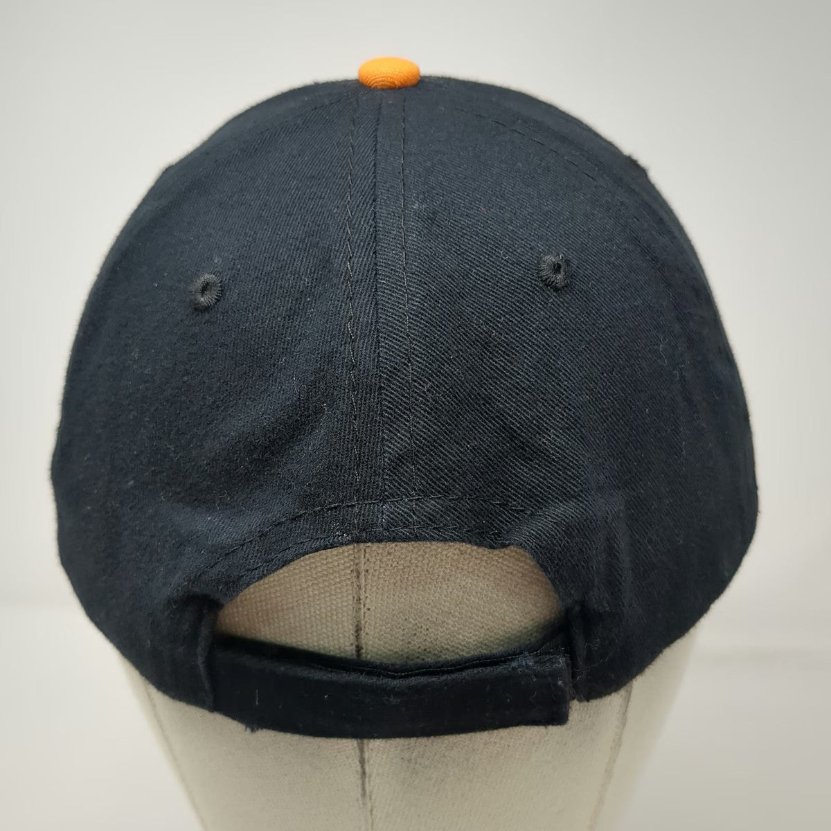Hit Wear Baseball Cap Black OSFM Coastal Windows Palm Tree Logo Strapback hat