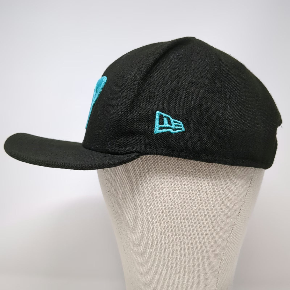 New Era Snapback Hat Black Blue One Size Dude Perfect 9FIFTY Embroidered Logo
