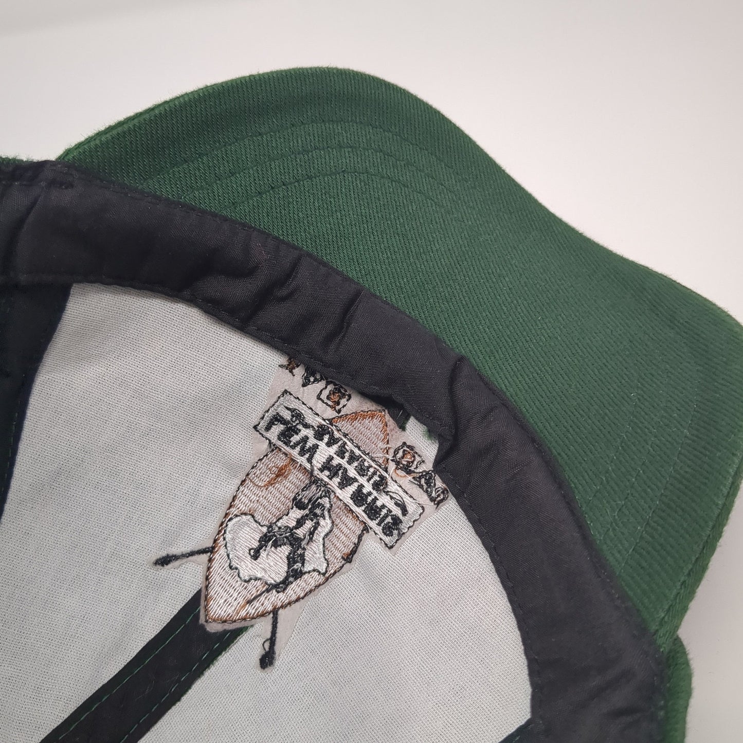 Lew Harris Safaris Strapback Baseball Cap Green One Size Adjustable Embroidered