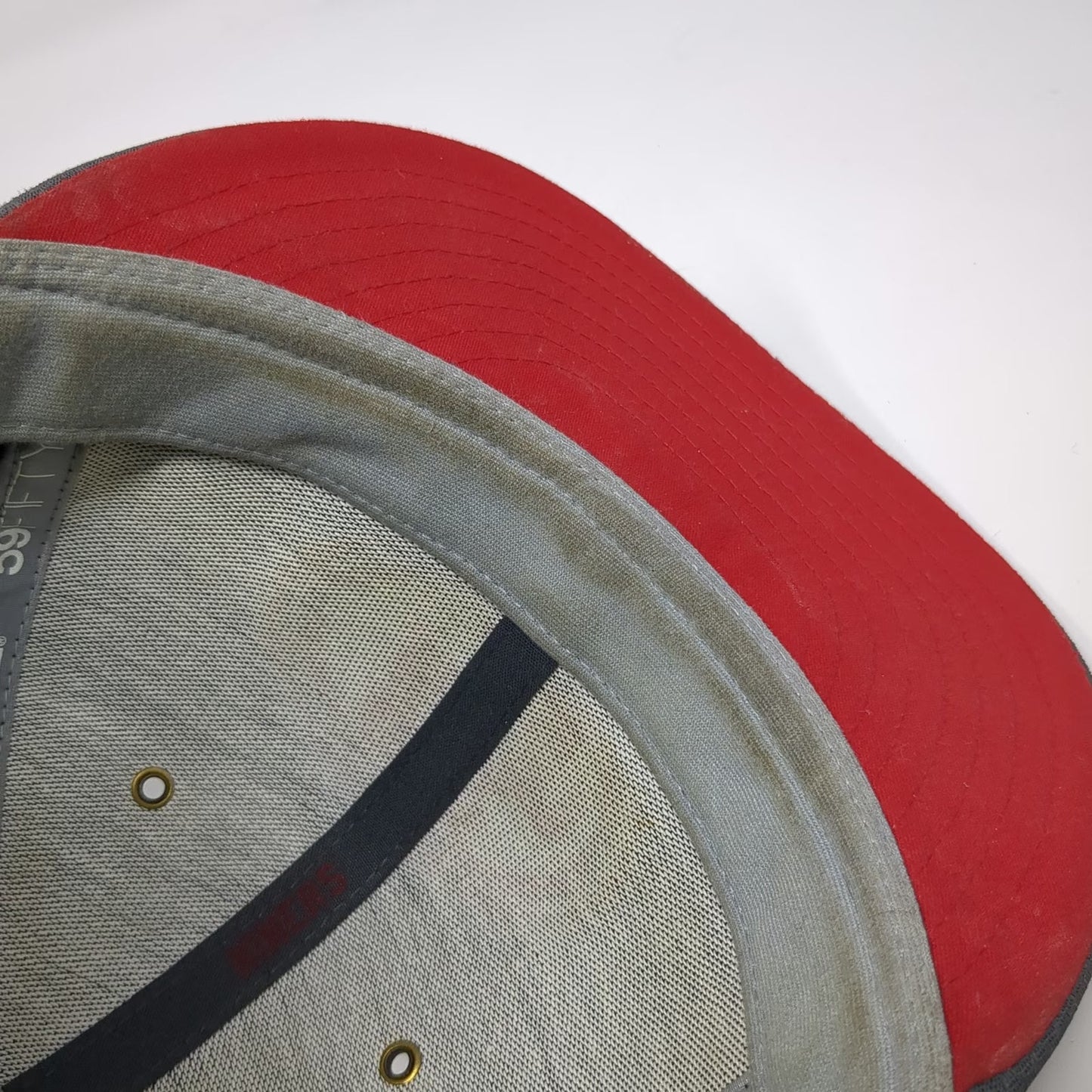 San Francisco 49ers NFL New Era Gray 7 1/8 Cap Flat Brim Heathered Fitted Shield
