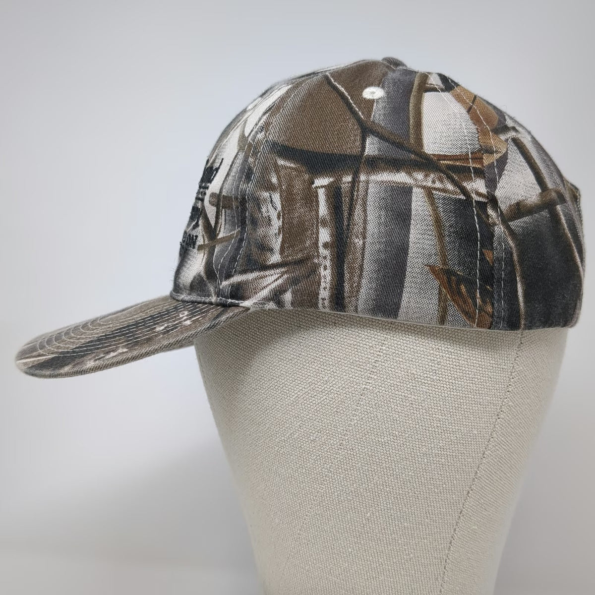 Hoxer Idaho Sand Gravel Camo Fishing Fly Safety Baseball Cap Gray One Size Hat
