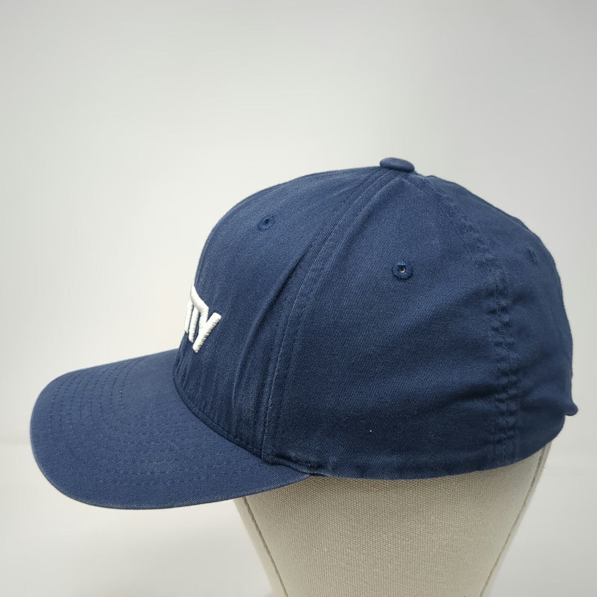 Jetty Baseball Cap Blue XL Fitted Flexfit Embroidered Logo Stretch Hat