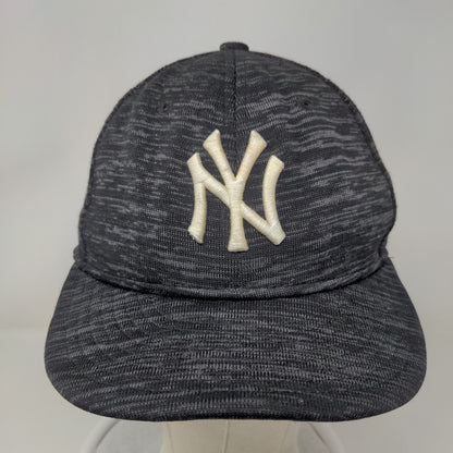 MLB Fitted Hat Gray New York Yankees Size 7 3/8 Embroidered Logo 59 Fifty