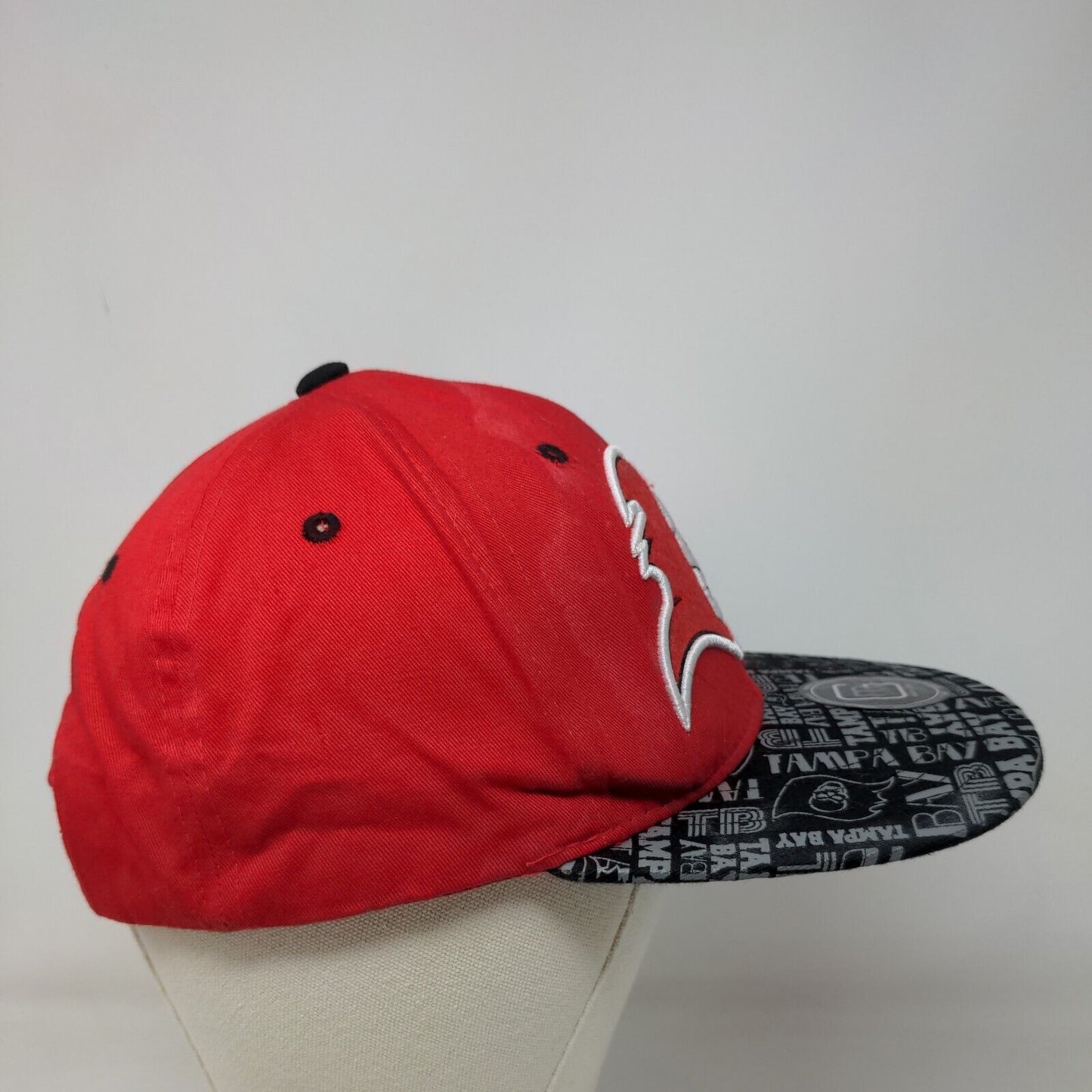 MG Men's Snapback Hat Red Embroidered Big Logo Print Bill Tampa Bay Buccaneers