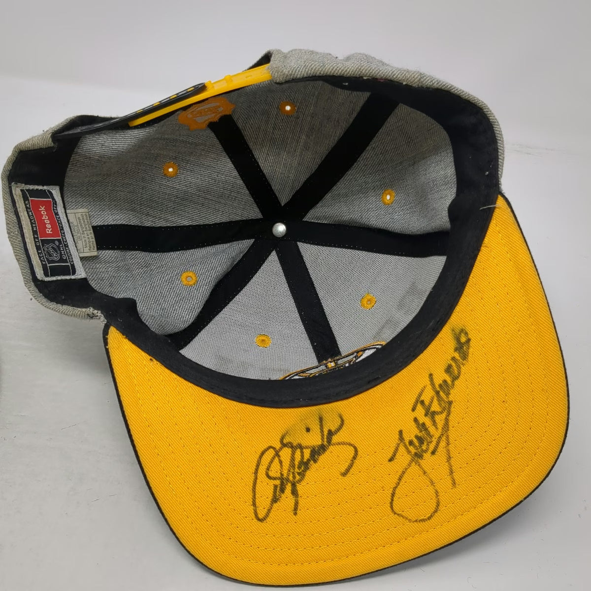 Reebok Boston Bruins NHL Gray Snapback Hat Signed Autographed Seidenberg Boychuk