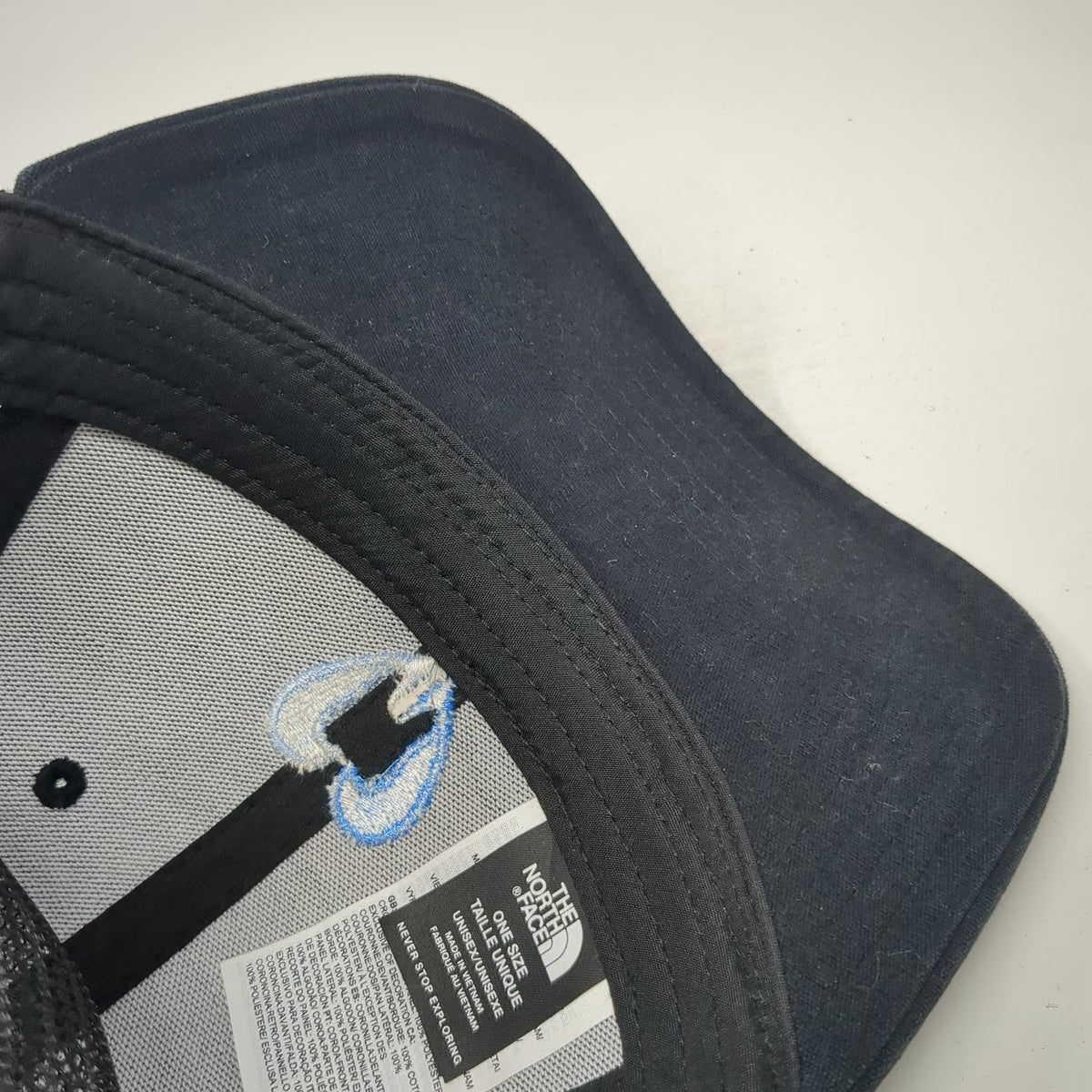 The North Face Trucker Hat Black One Size Snapback Mesh Heart Tooth Dental Logo