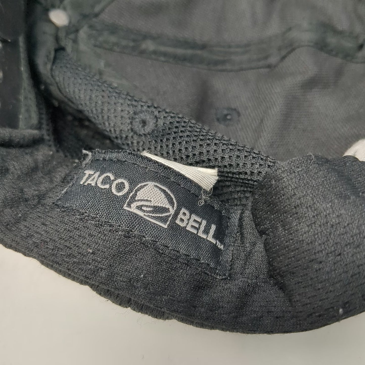 Taco Bell Snapback Black One Size Structured Embroidered Logo Mesh Texture hat