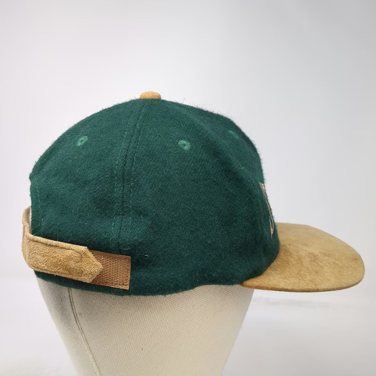Star Pacific Starbucks Green Baseball Cap Suede Brim Wool Blend Hat Vintage