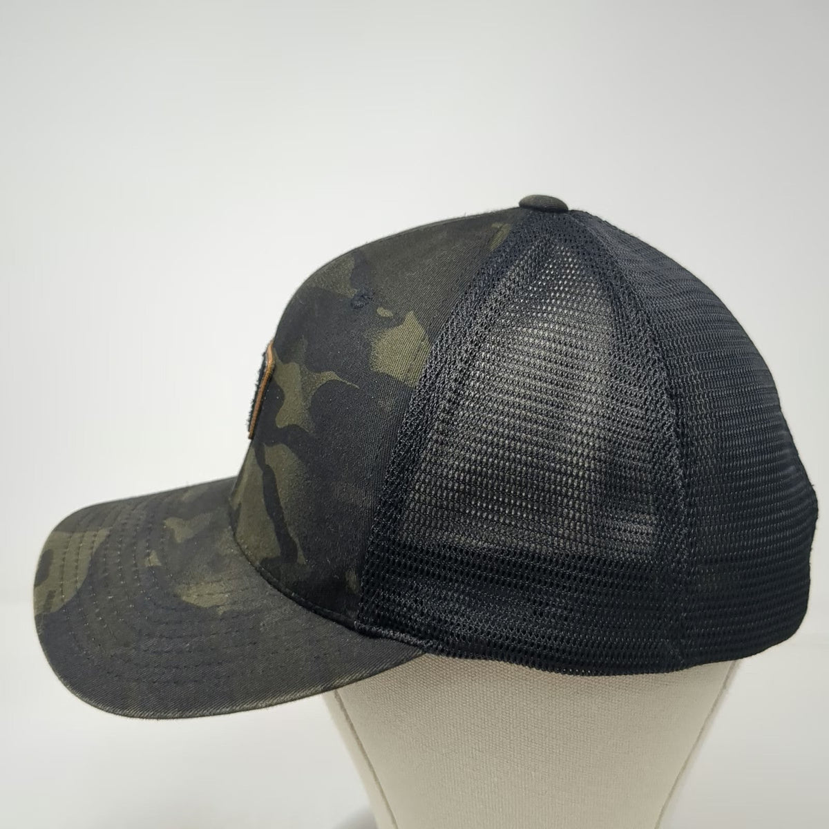 Tractor Supply Co Trucker Hat Black Camo One Size Mesh Snapback TSC Flexfit 110