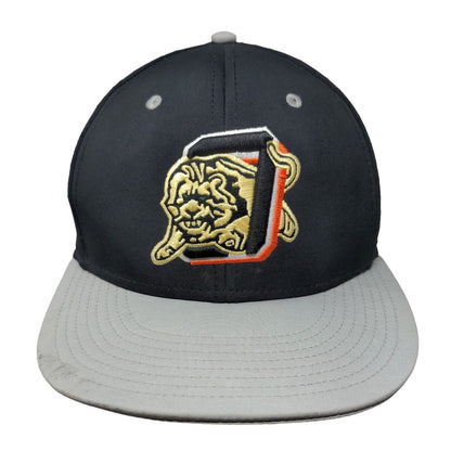The Game Pro Fitted Hat Black Size M Embroidered O Lion Logo