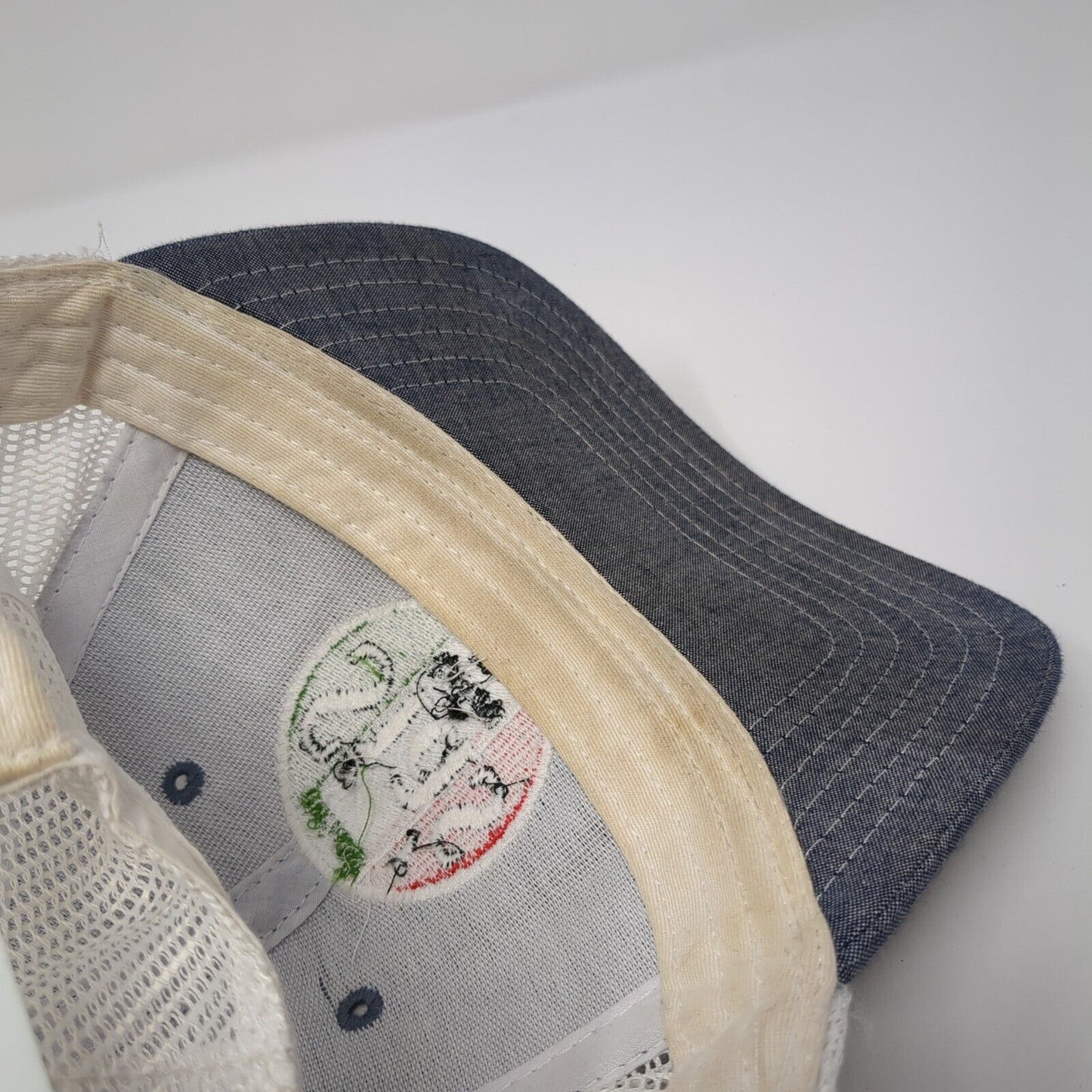 Sia's Italian Ice Snapback Mesh Back Trucker Hat Gray One Size Otto