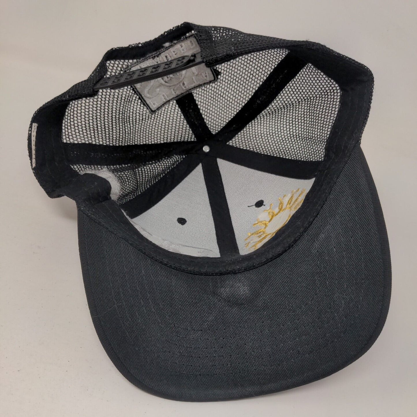 Duende Puerta Sol Del Criadero Snapback Mesh Back Trucker Hat Black One Size