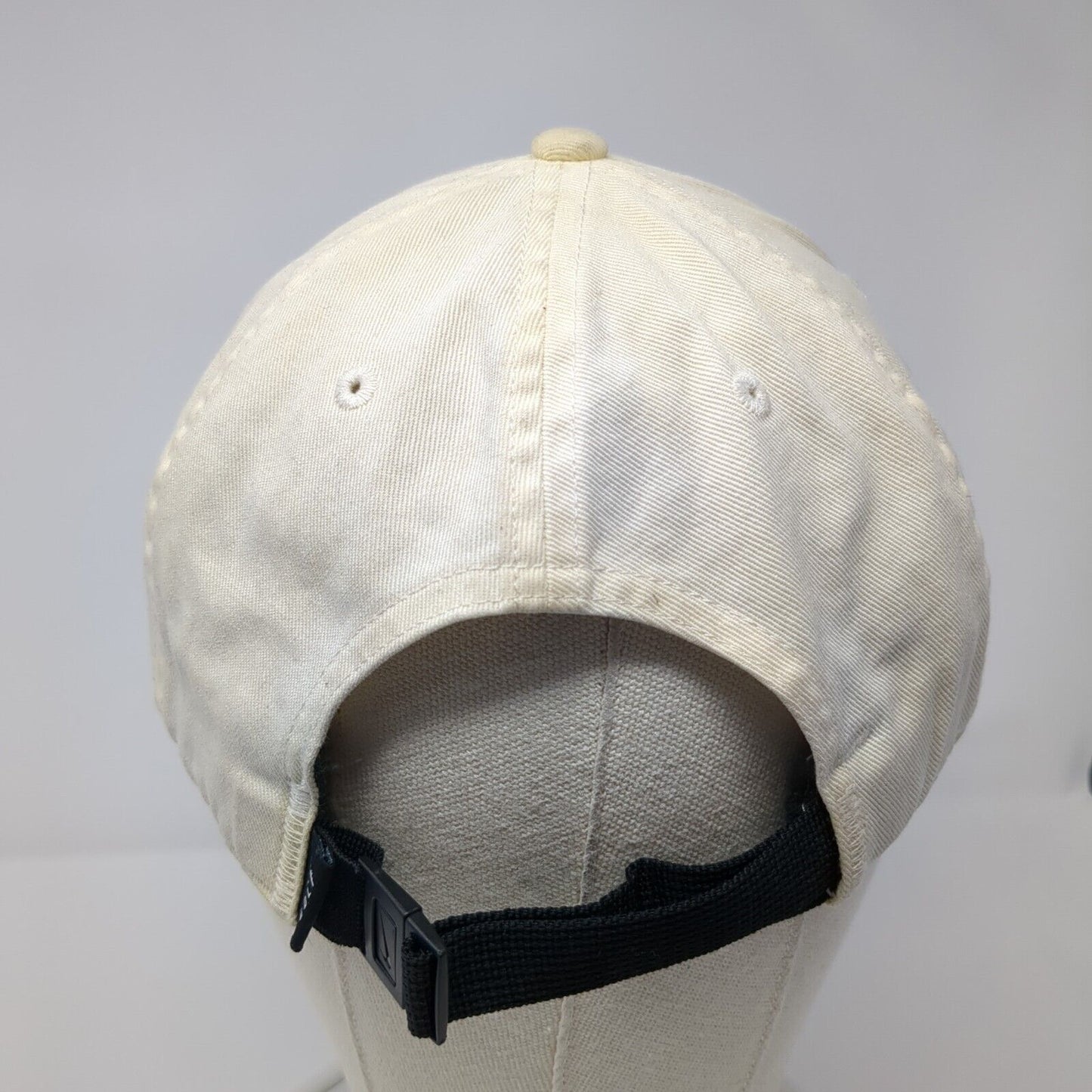 Nike Golf Strapback Hat Cream One Size Adjustable Embroidered 6 Panel Dri-Fit