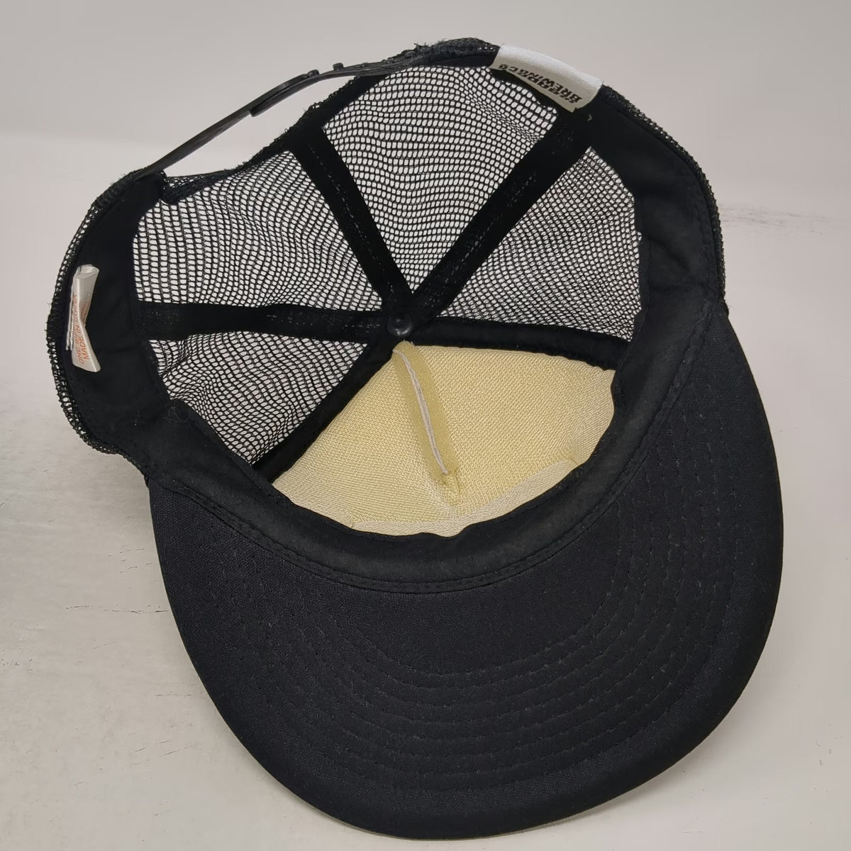 10 Barrel Brewing Co. Trucker Hat Black One Size Pub Beer Foam Mesh Snapback