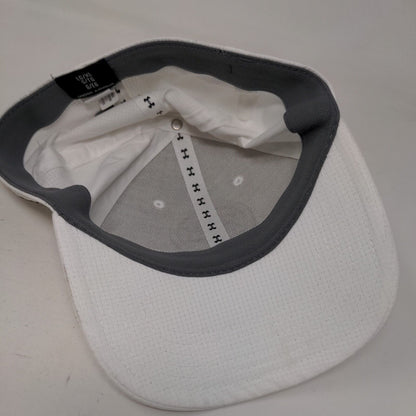 Under Armour Fitted Golf Hat White Large/XL Embroidered Logo 6 Panel