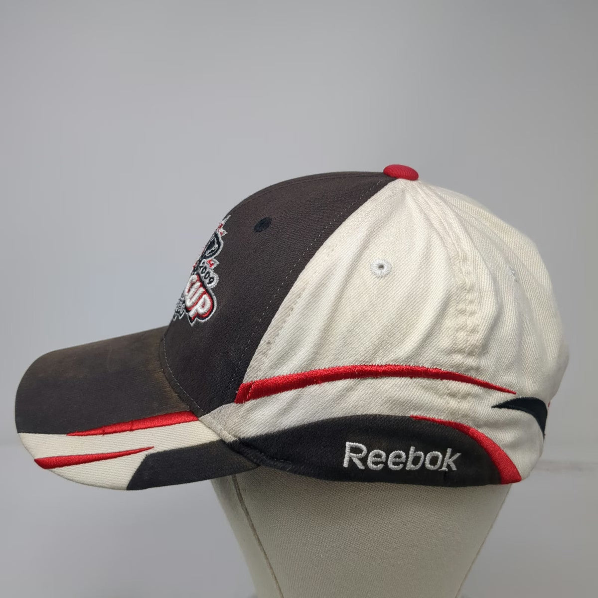 Reebok CFL Grey Cup 2009 Calgary Hat Black White Red One Size Flex Fit 97th Logo