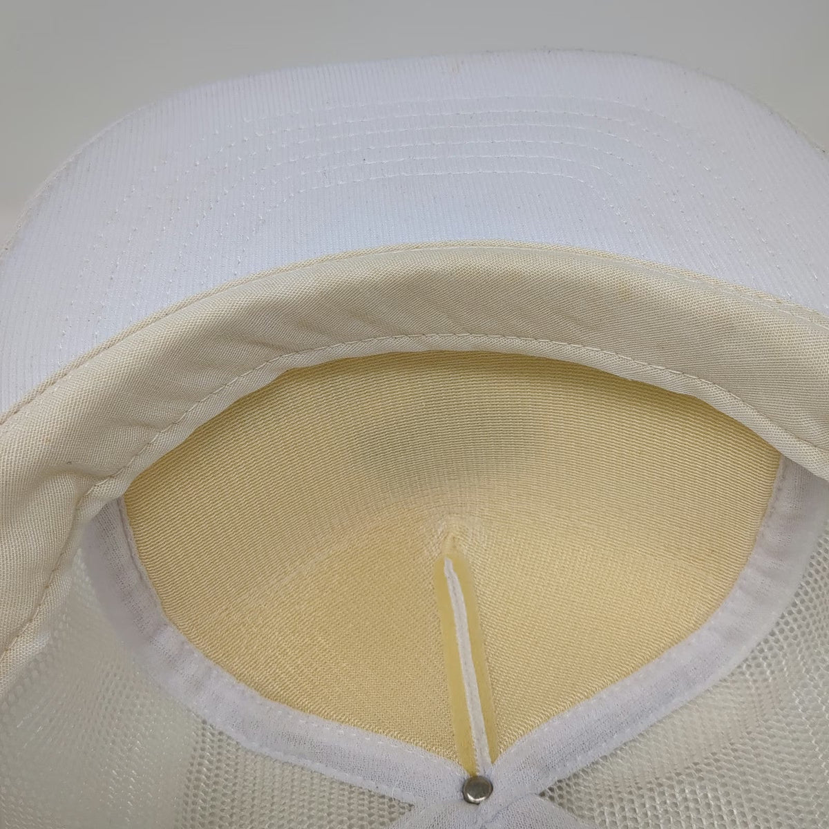 Sunbelt Trucker Hat White One Size Snapback Lee Plantation Florida Tree Mesh