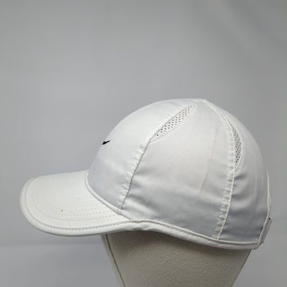Nike Strapback Hat White One Size Adjustable Breathable Featherlight Dri-Fit