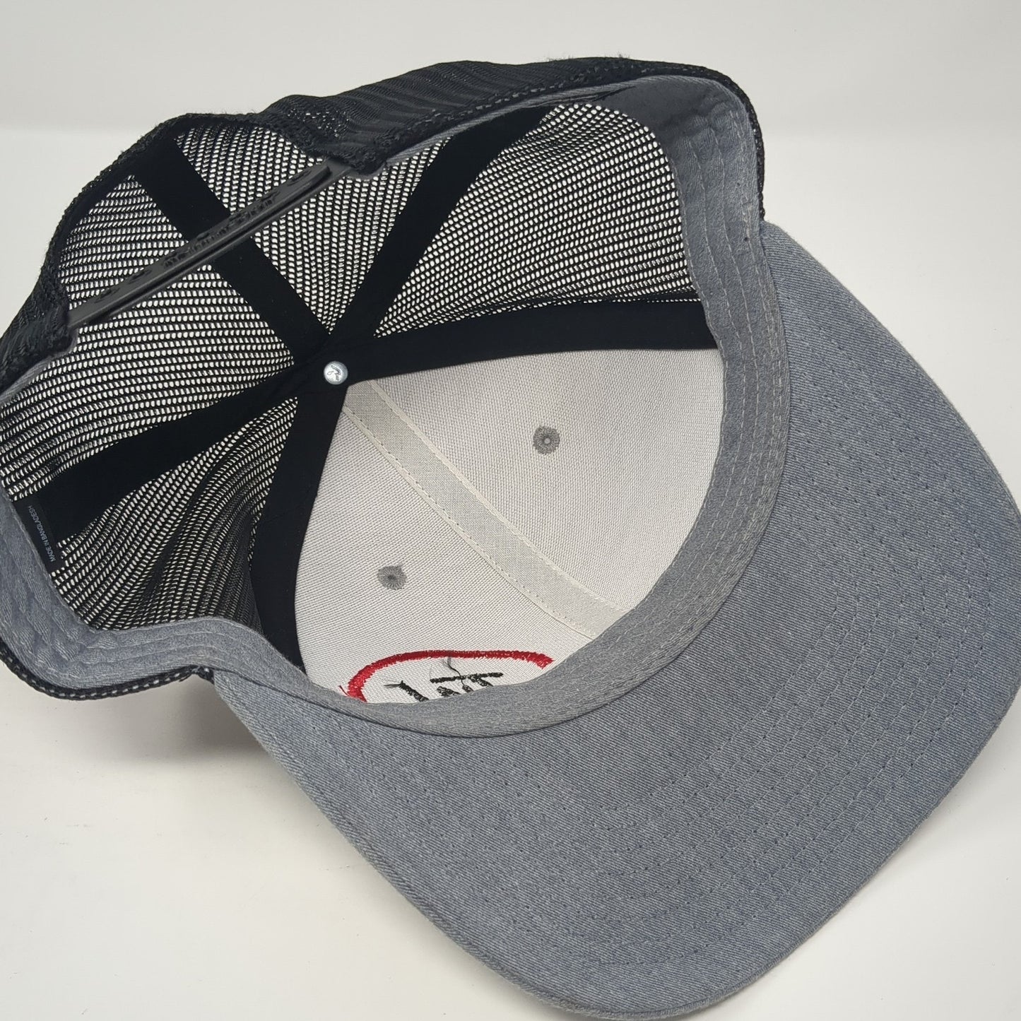 TW Snapback Mesh Back Trucker Hat Gray One Size Embroidered Logo