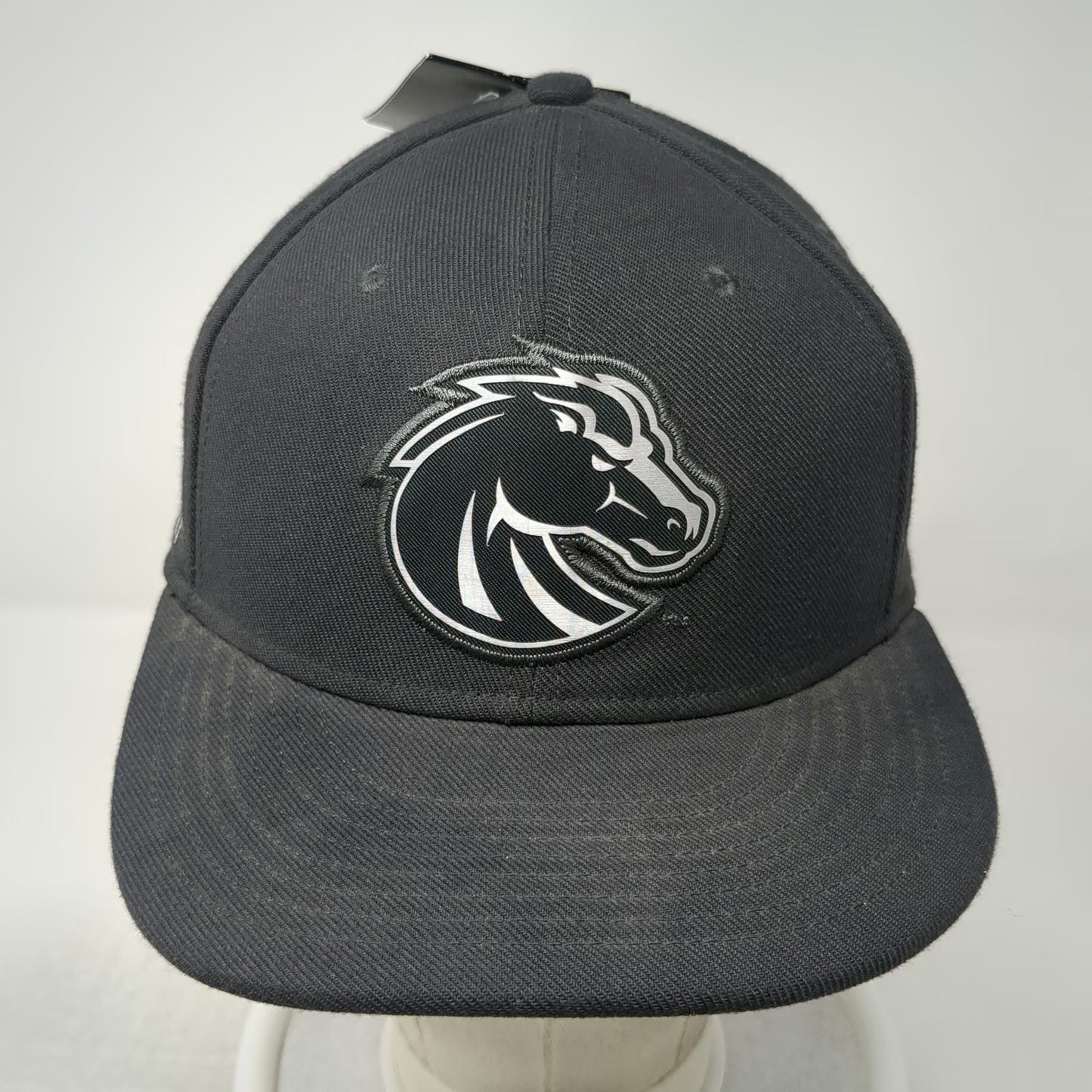 Boise State Broncos NCAA Nike Cap Gray L Dri-Fit Fitted Hat Flat Brim Stretch