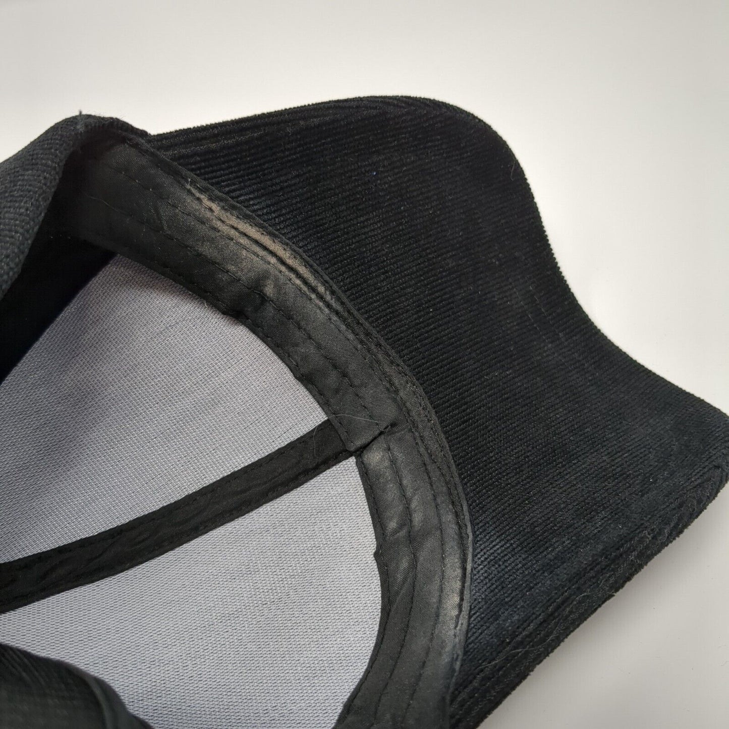 Unbranded Slideback Hat Black One Size Adjustable Solid Fur Pom Pom