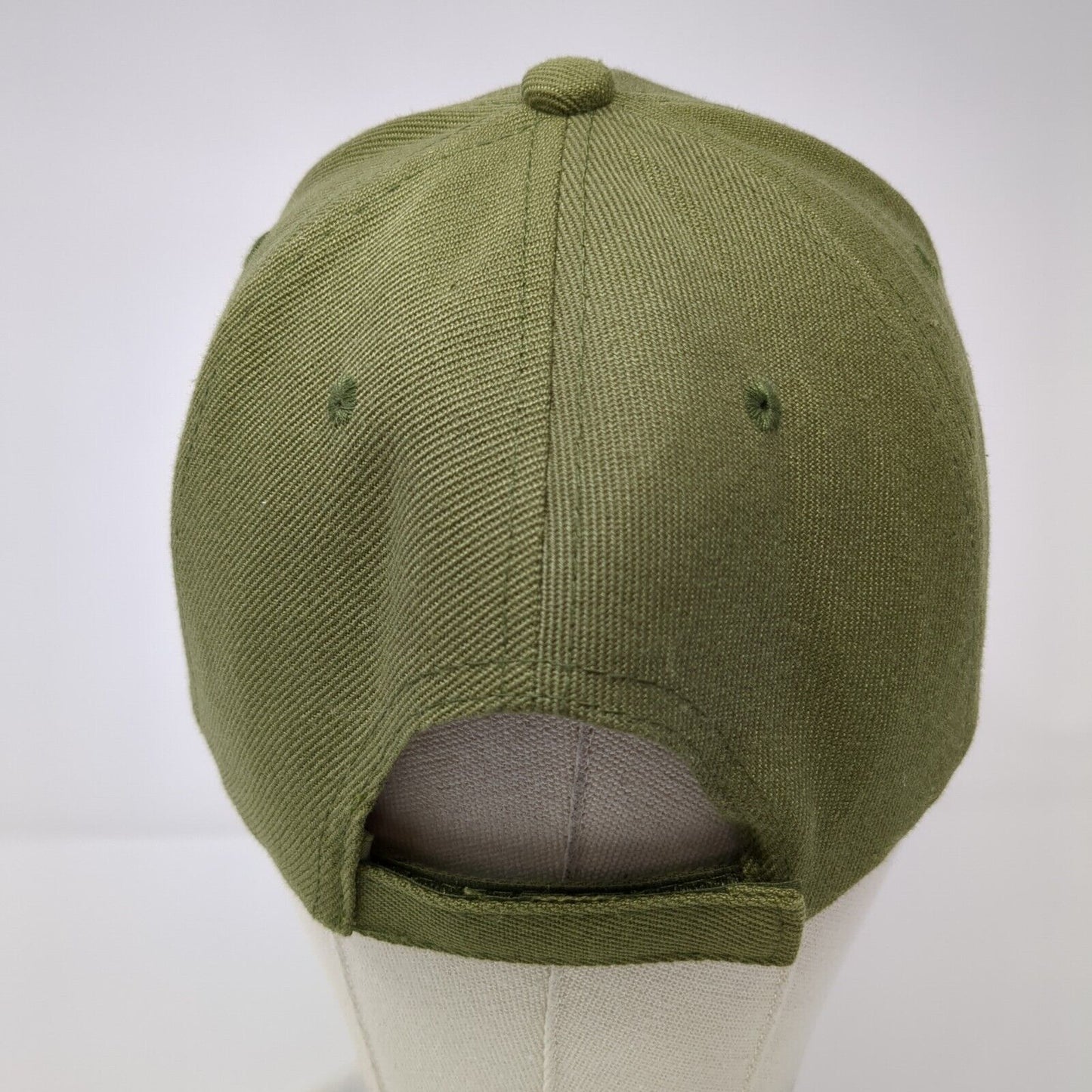 Unbranded Strapback Hat Green One Size Adjustable Vented Holes 6 Panel Blank
