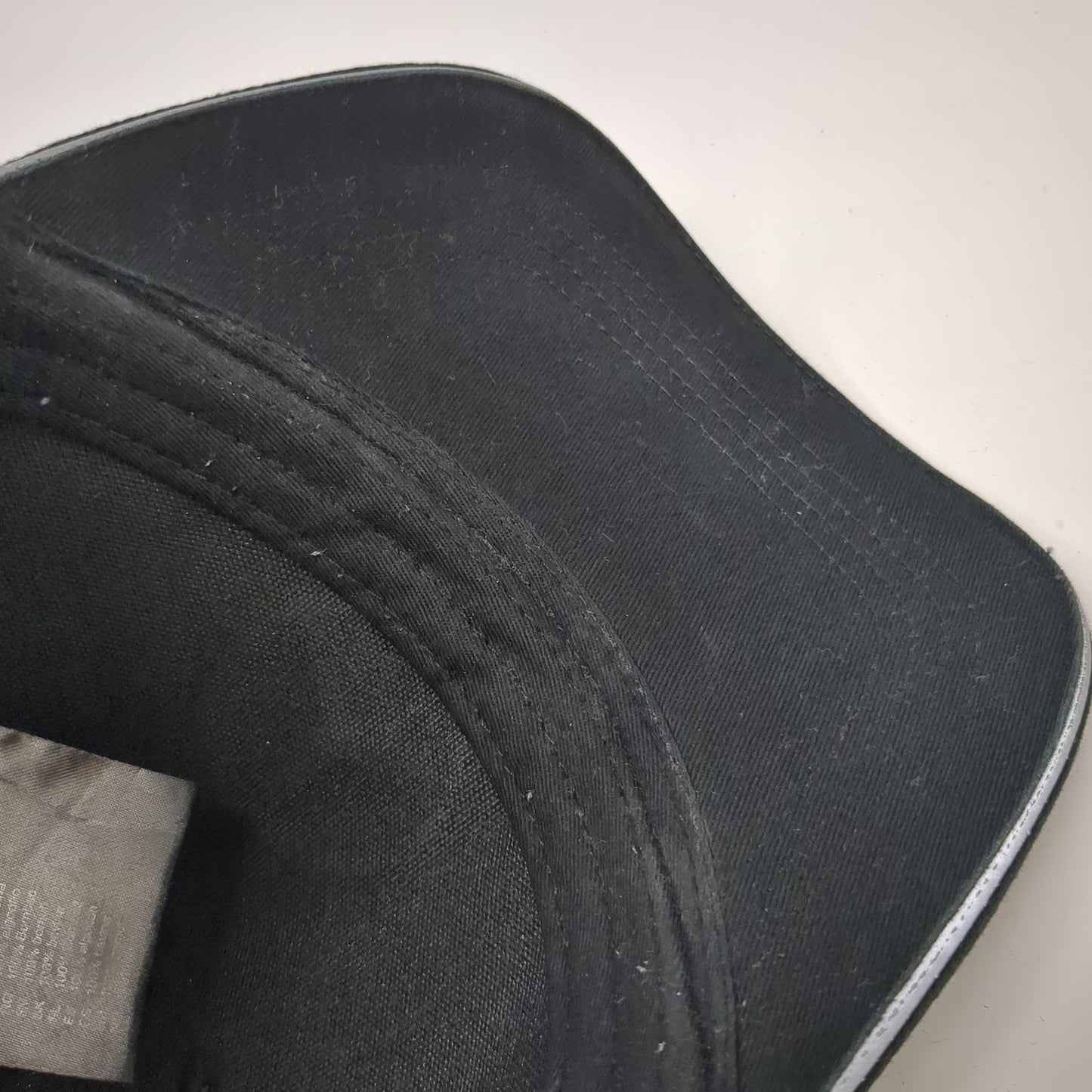 Mercedes-Benz 5 Panel Black One Size Adjustable Strap Silver Trim Logo Auto Hat