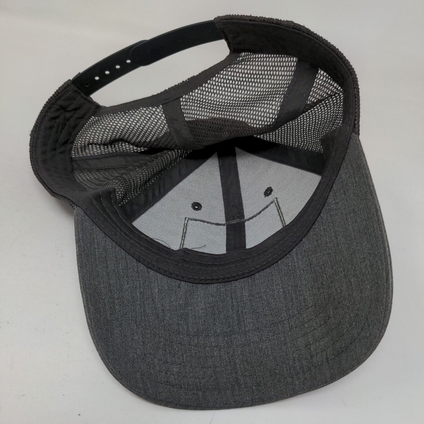 The North Face Snapback Mesh Back Trucker Hat Gray One Size 6 Panel