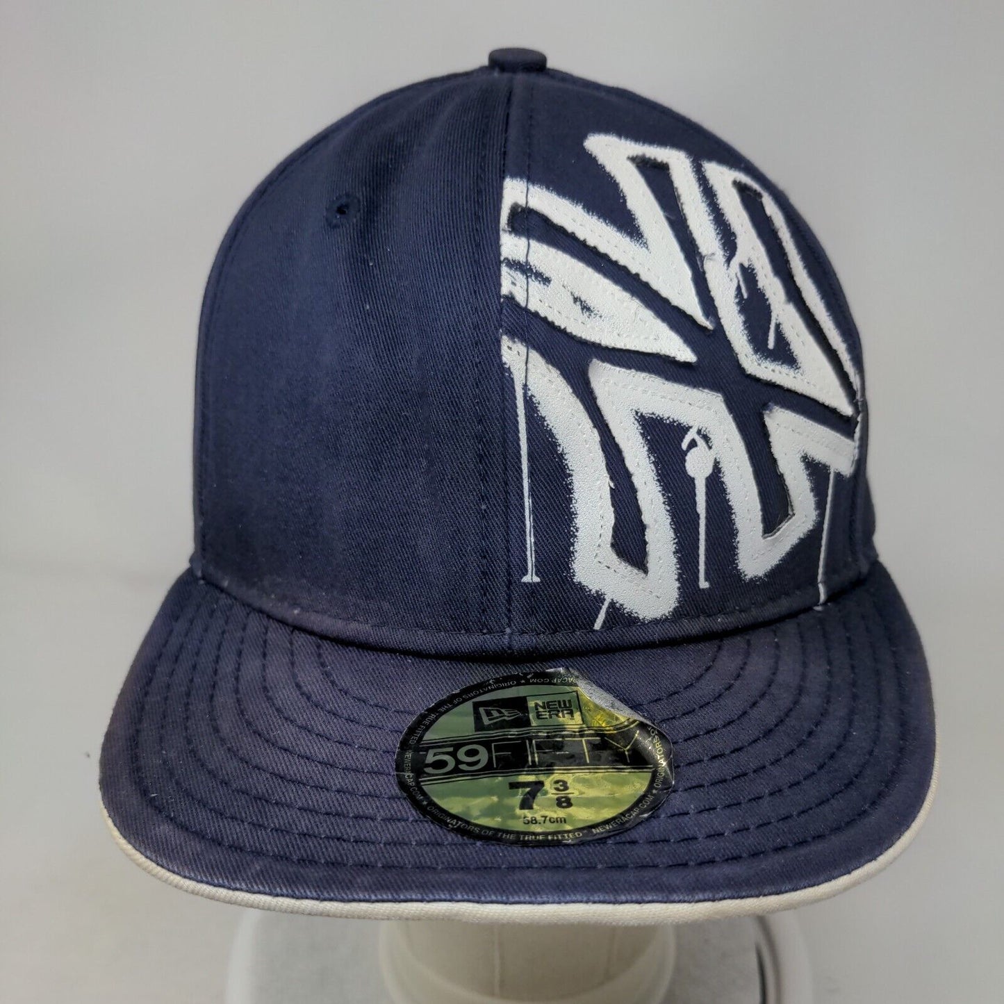 New York Yankees Fitted Hat Blue 7 3/8 New Era 59Fifty Graffiti Style MLB Logo