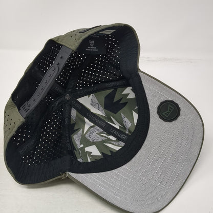 Melin Baseball Hat Green 60 CM Perforated Hydro Snapback Performance A-Game