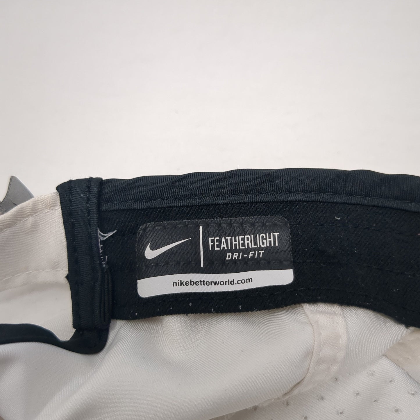 Nike Featherlight Strapback Hat White One Size Adjustable Dri-Fit