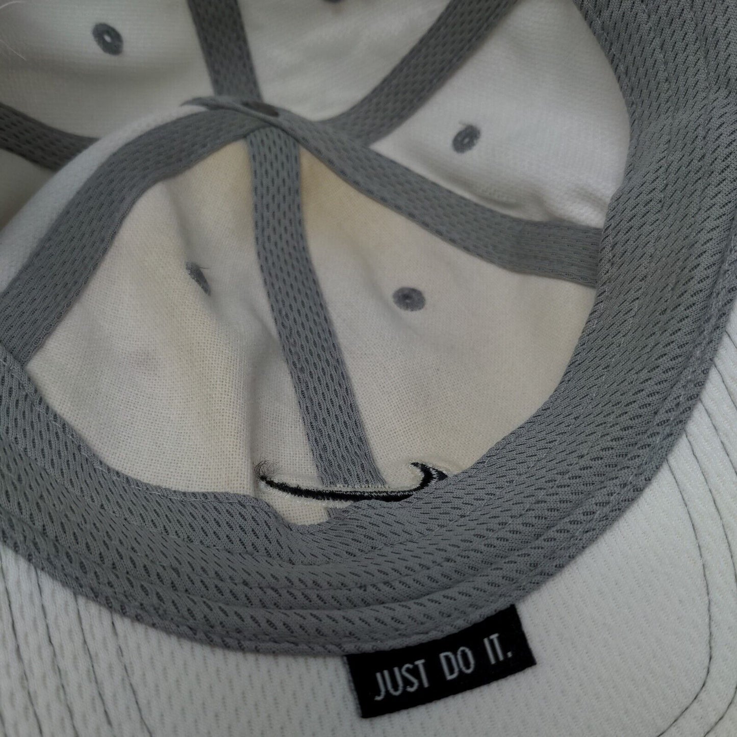 Nike Just Do It Strapback Hat White OSFA Embroidered Swoosh 6 Panel