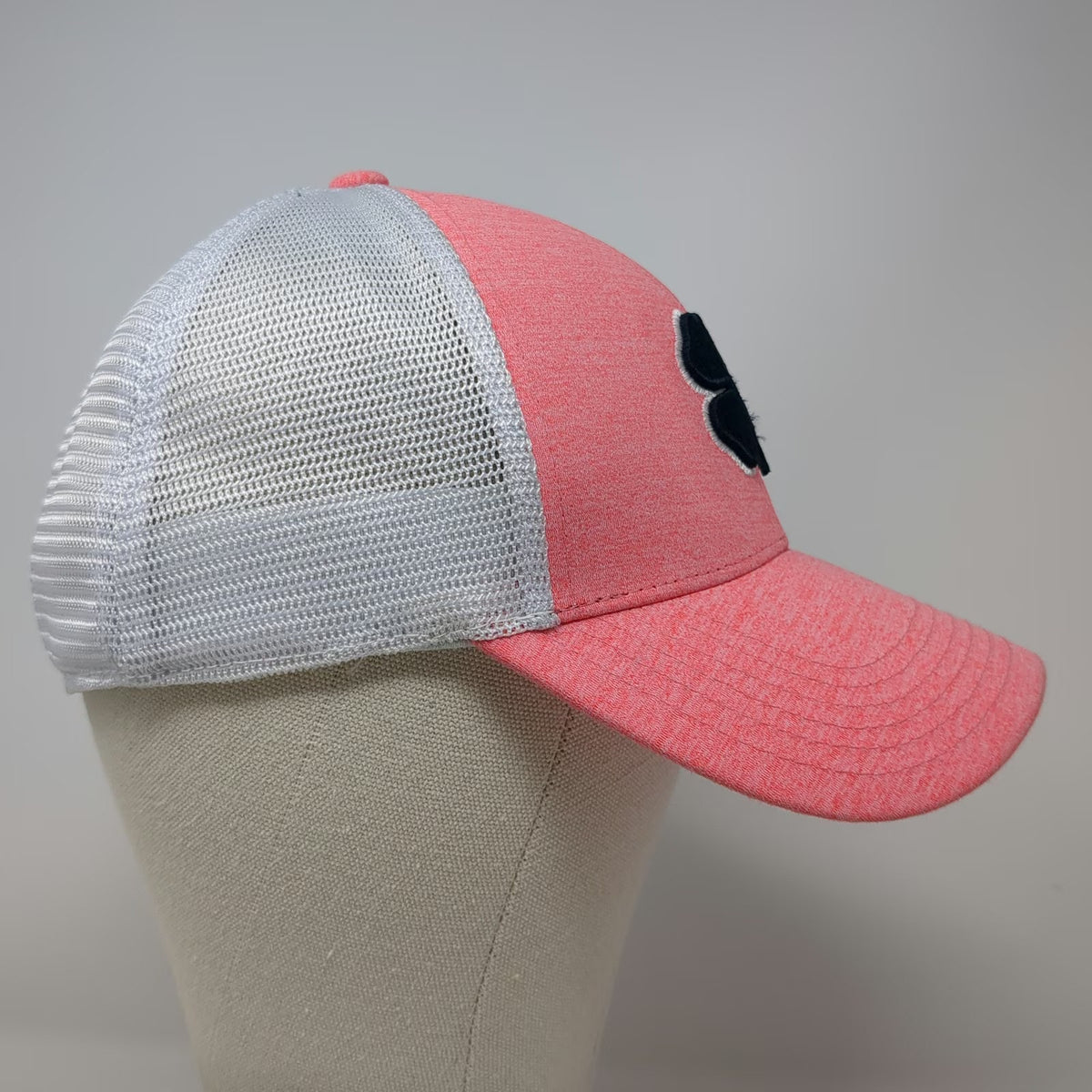 Black Clover Baseball Cap Pink M Mesh Back Fitted Live Lucky Memory Logo Hat