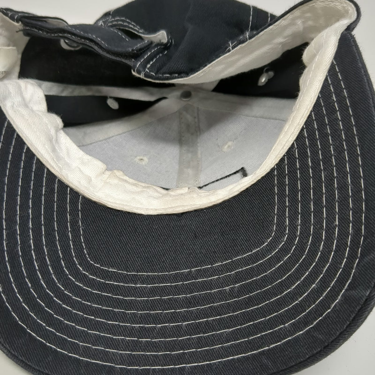 Cutty Whisky Baseball Cap Black One Size White Contrast Stitching Logo Patch Hat