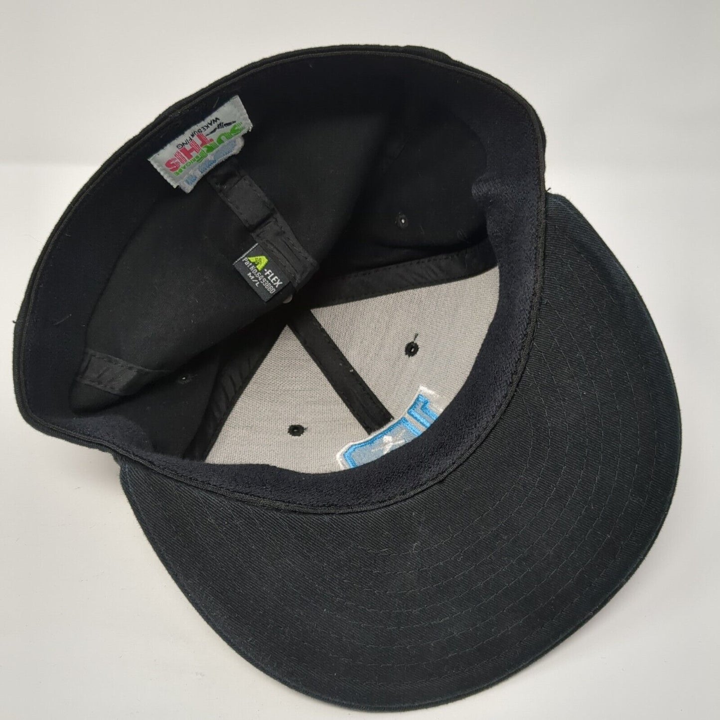 Surf Brigade Wakesurfing Fitted Hat Black M/L Embroidered Logo A-Flex