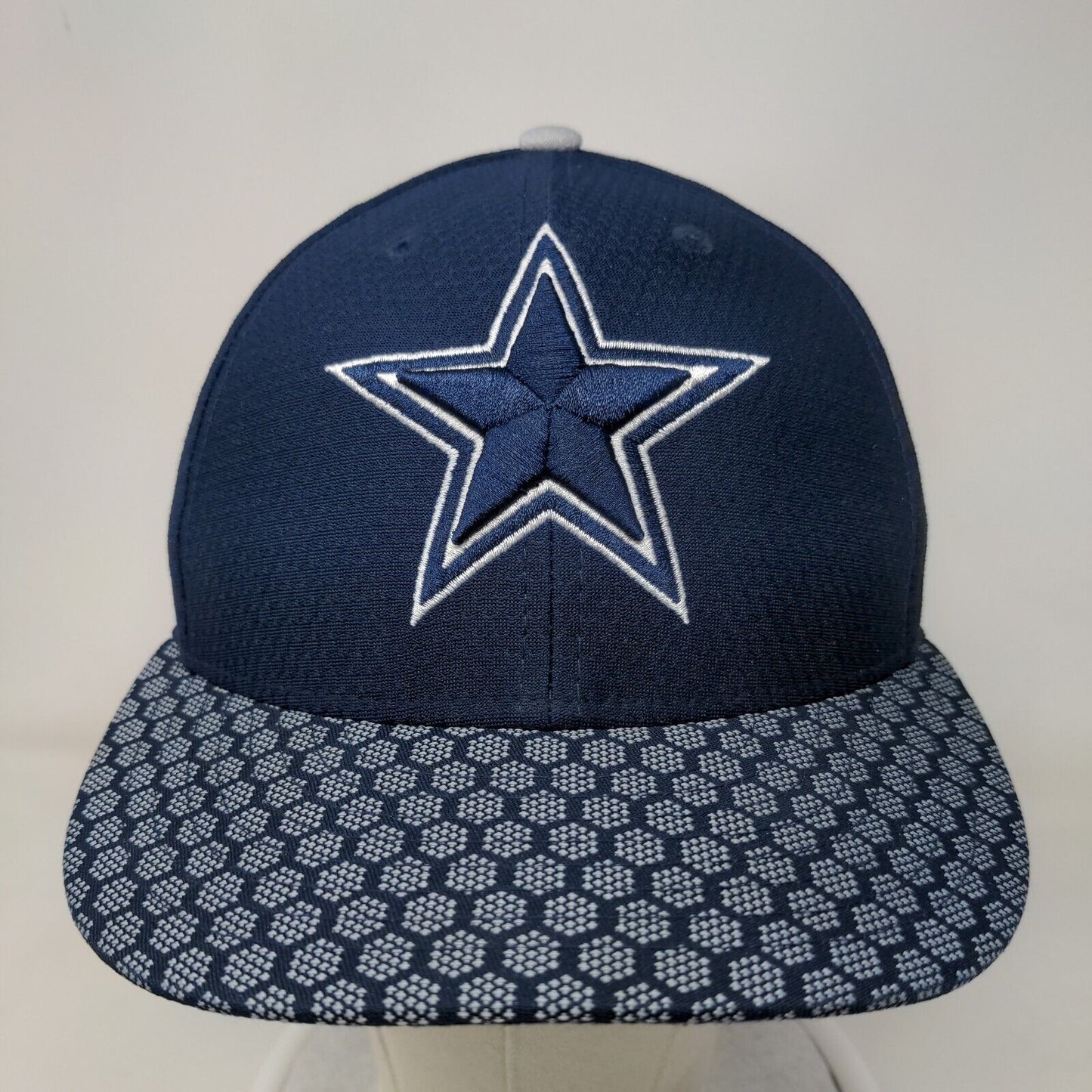 New Era Men's Fitted Hat Blue 7 Embroidered Dallas Cowboys Logo 59Fifty