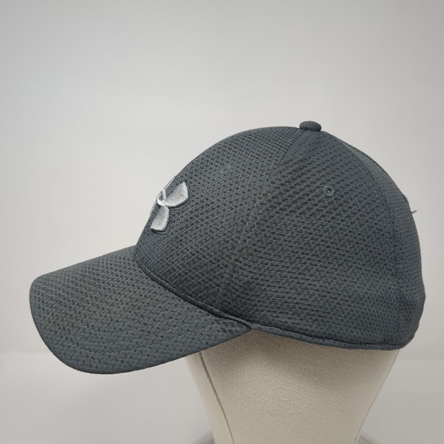 Under Armour Fitted Hat Gray XL Embroidered UA Classic Fit Blitzing