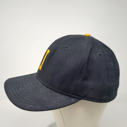 Iowa Hawkeyes NCAA New Era Pro Model Fitted Cap Black Yellow Size 7 5/8 Vintage
