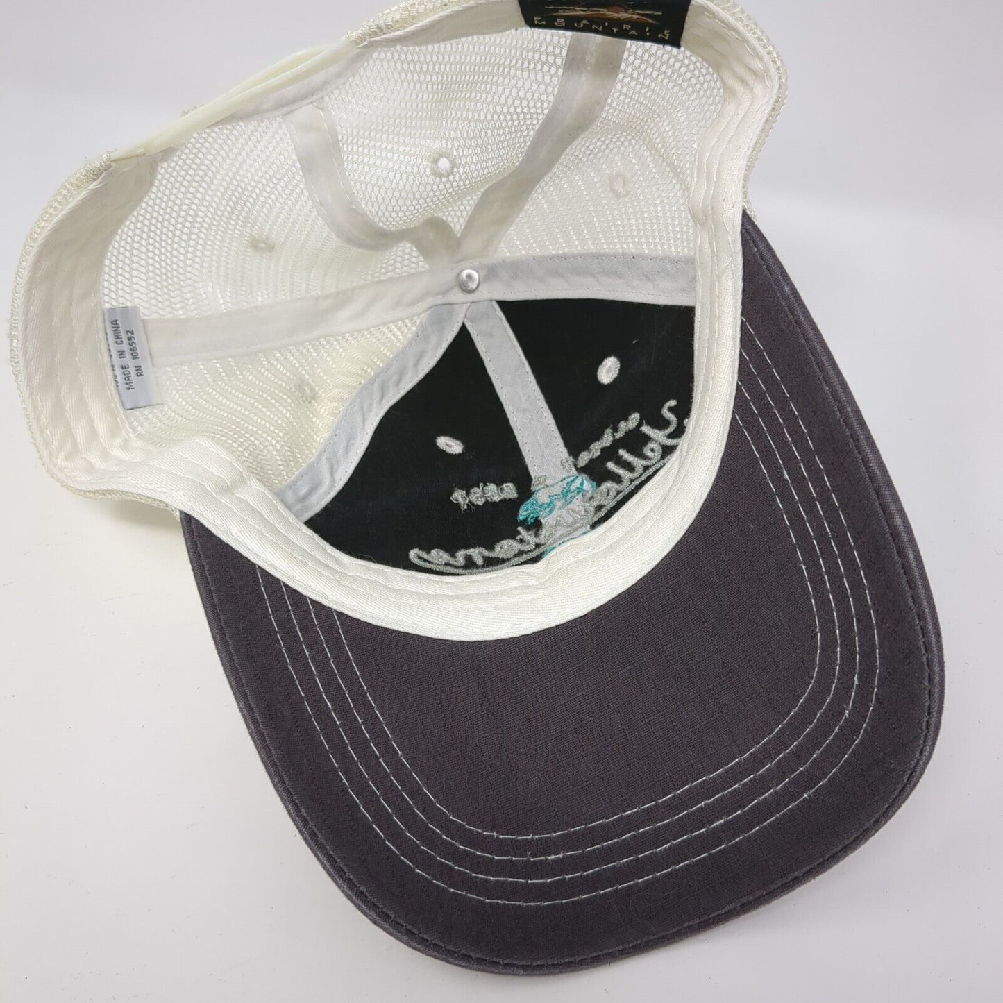 Yellowstone National Park 1872 Snapback Trucker Hat Gray One Size Adjustable