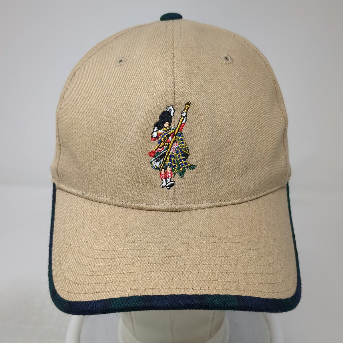 Flexfit Dewars Scotch Whisky Highlander Tartan Beige Blue Green M Fitted Hat