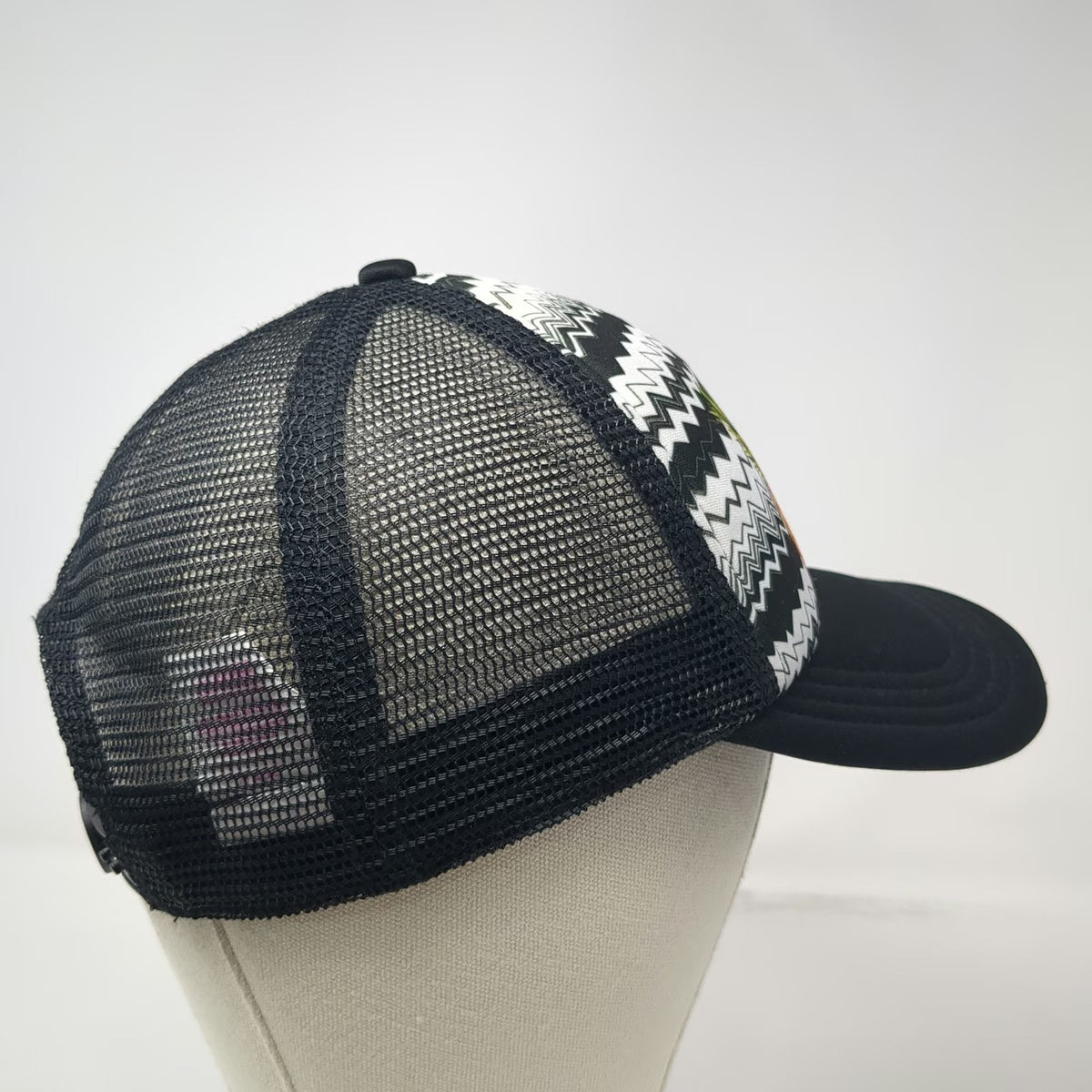 No Boundaries Trucker Hat Black One Size Mesh Snapback Pineapple Chevron Pattern
