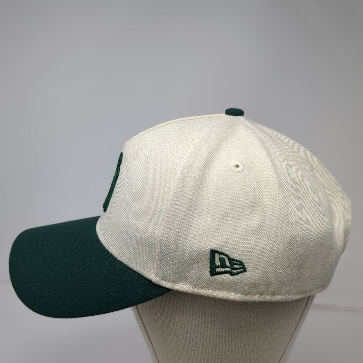 New York Yankees MLB New Era 5 Panel Ivory Green One Size Snapback Hat 9FORTY