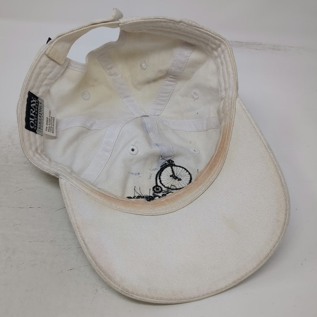 Ouray Sportswear Baseball Cap White One Size Dutcher Crossing Winery Strapback