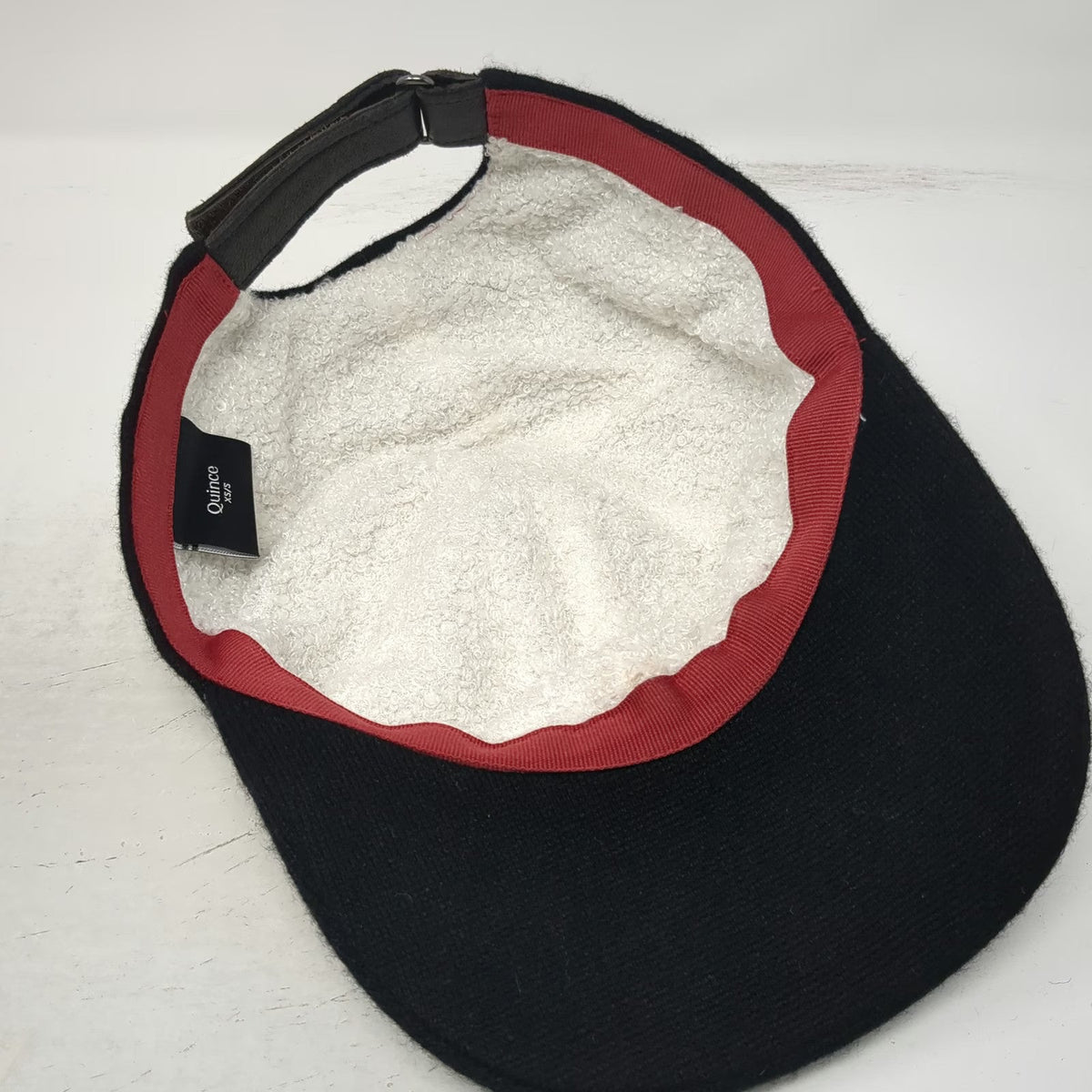 Quince Baseball Cap Black XS/S Cashmere Knit Sherpa Lined Leather Strap Hat