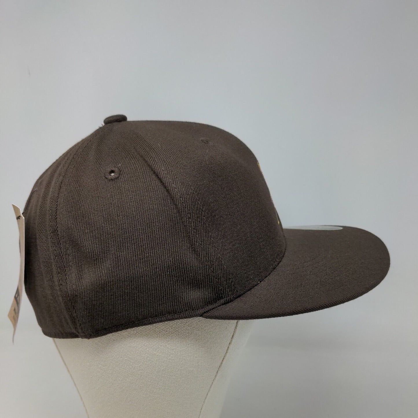 Black Lantern Men's Fitted Hat Brown Size 6 7/8 - 7 1/4 Embroidered Sasquatch