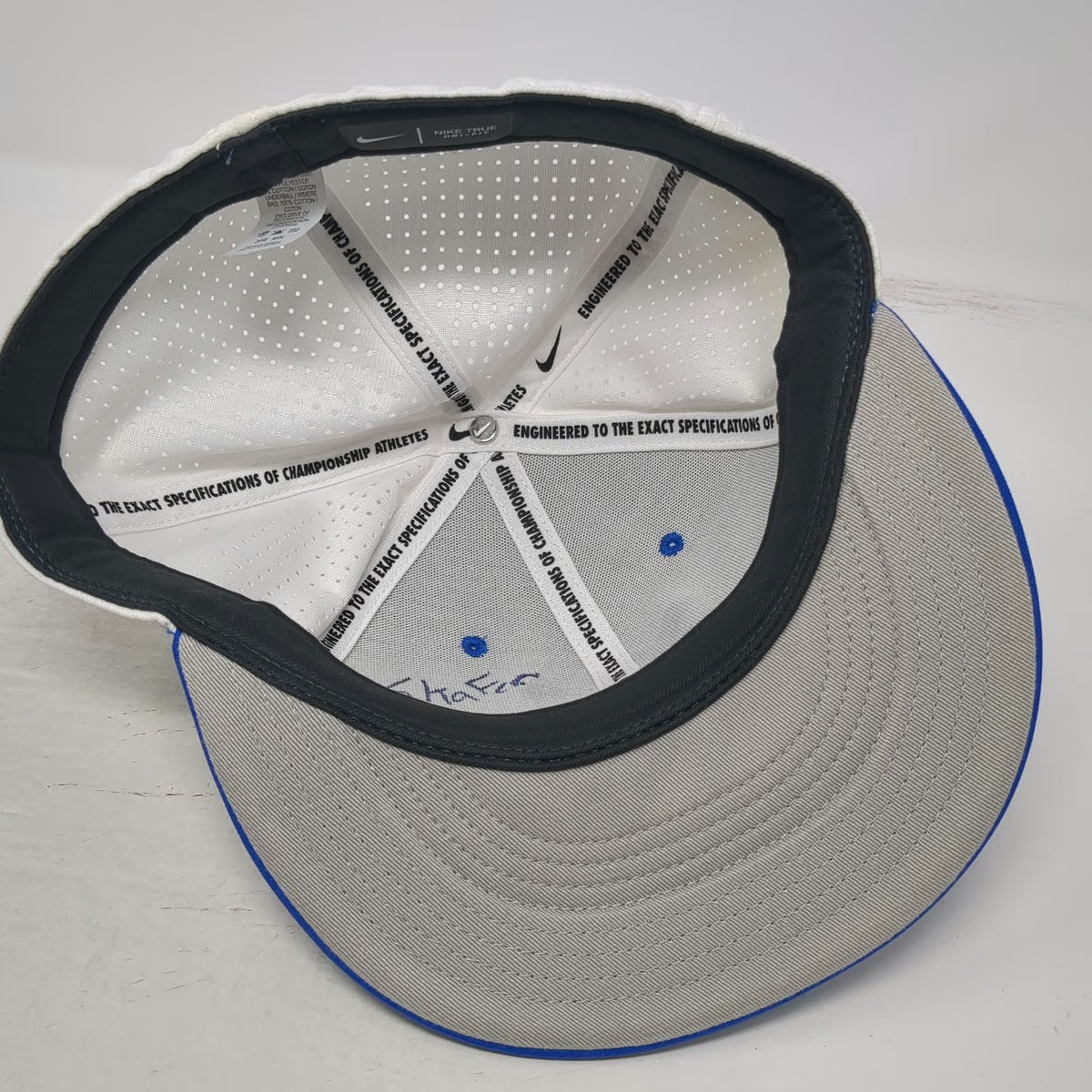 BYU Cougars NCAA Nike Baseball Cap White Blue 7 1/4 Perforated Mesh Dri-Fit Hat