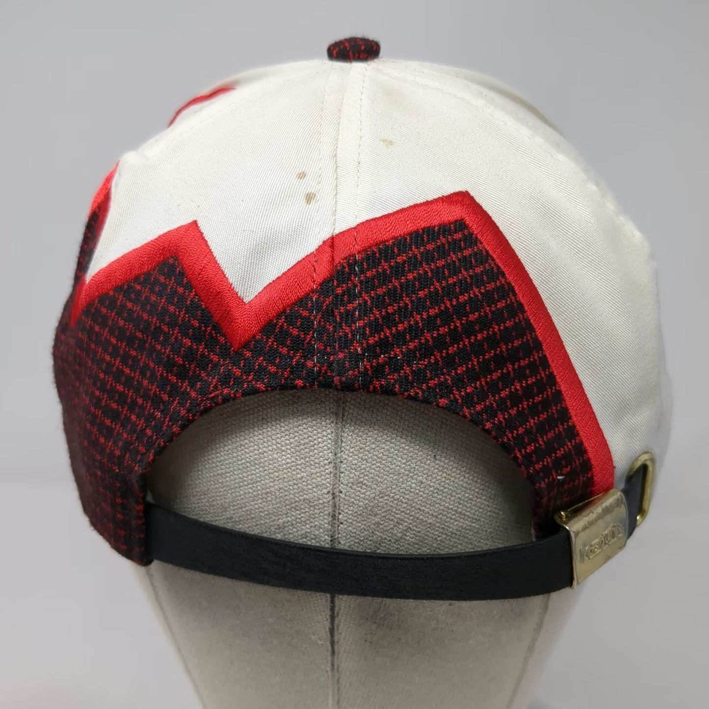 Kati Baseball Cap White Red Black Slag Ladling Astaris 1998-2000 Shark Tooth Hat